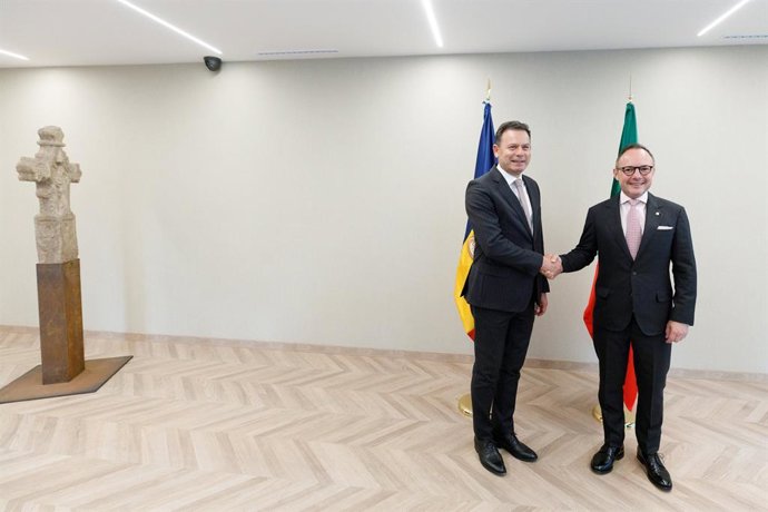 Luís Montenegro y Xavier Espot