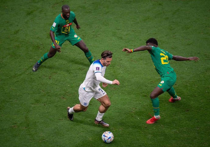 Futbol, Inglaterra vs Senegal. Mundial de Catar 2022. El jugador de Inglaterra, Jack Grealish es fotografiado durante el partido por octavos de final contra Senegal disputado en el Estadio Al Bayt, Jor, Catar. 04/12/2022 Mexsport/Photosport  Football,
