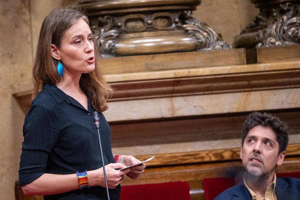 Archivo - La presidenta de los Comuns en el Parlament, Jéssica Albiach, interviene durante una sesión de control al Govern, en el Parlament de Catalunya, a 20 de mayo de 2026, en Barcelona, Catalunya (España).