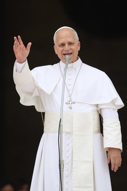 Roma, Italia, italia: IPA84674300 - Roma - Italia, 14 maggio 2026: Visita istituzionale di Sua SantitÃ  Papa Leone XIV alla Sapienza UniversitÃ  di Roma. L'incontro con la comunitÃ  accademica romana ha rappresentato un momento di confronto sui temi della