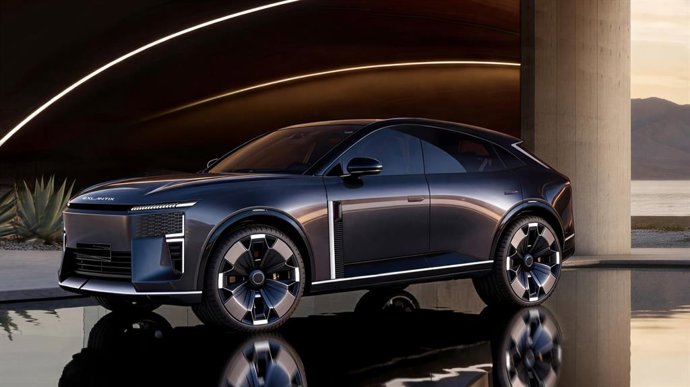 Exlantix desvela el RX Concept, un prototipo con su nuevo lenguaje de diseño 'Perpetua'