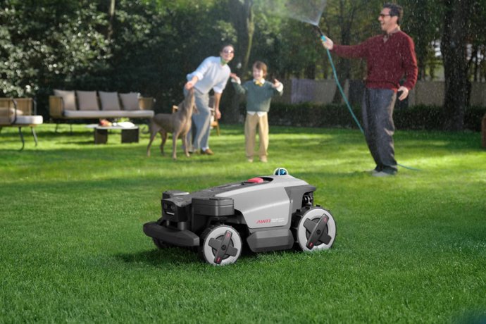 O novo robô cortador de grama RockMow Z1 LiDAR da Roborock.