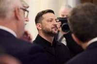Zelenski reivindica un ataque contra una refinería rusa en la región de Samara y otro contra Jersón