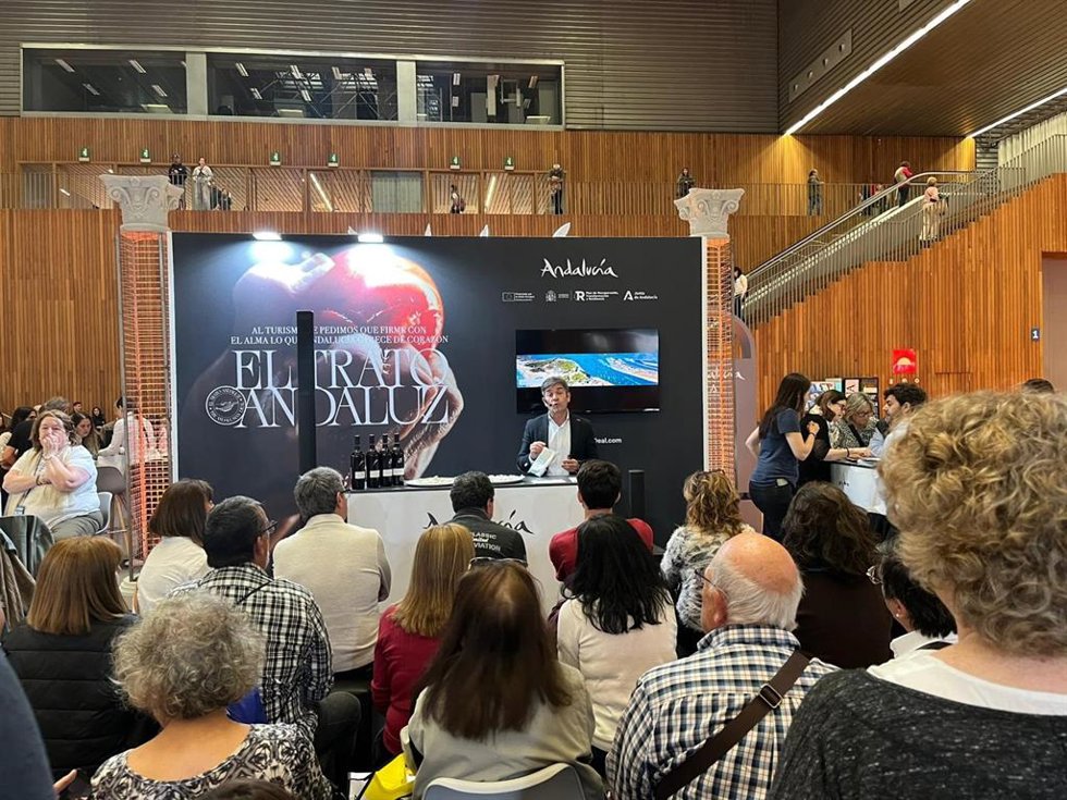 La provincia de Cádiz promocionándose en Expovacaciones.