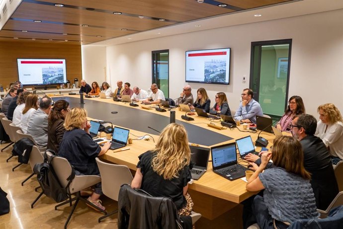 Reunión técnica entre Barcelona y L'Hospitalet.