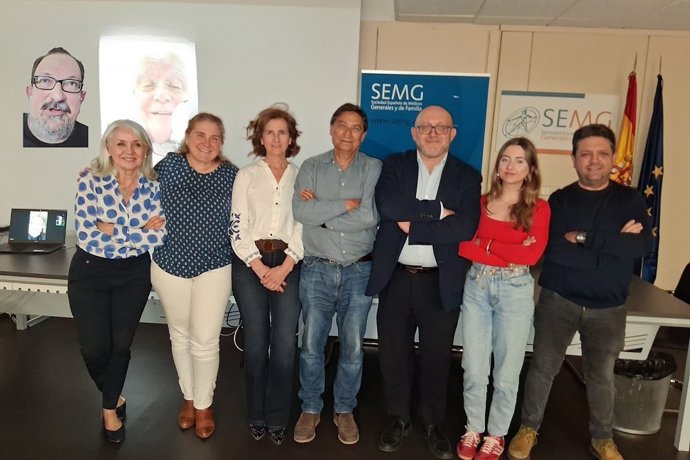 Foro de Médicos y Pediatras de Primaria reitera "rechazo" a cualquier regulación que facilite contratar sin especialidad
