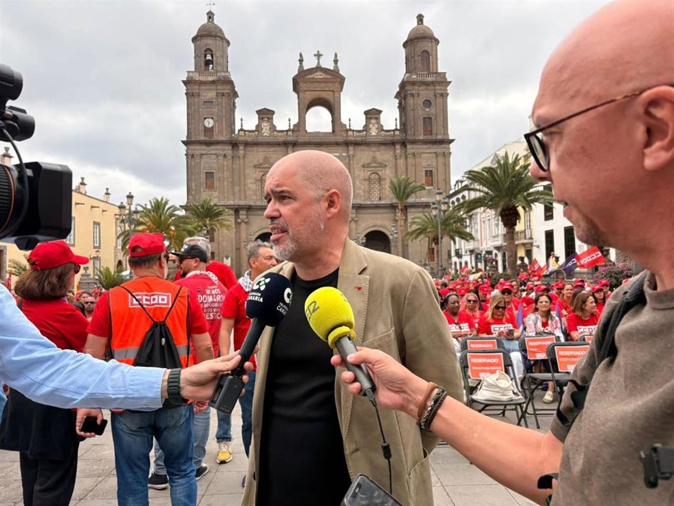 El secretario de CCOO, Unai Sordo, tras participar en una manifestación en Las Palmas de Gran Canaria
