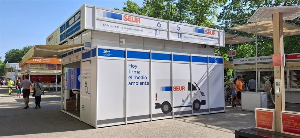 SEUR será el proveedor oficial del transporte en la Feria del Libro de Madrid por cuarto año consecutivo