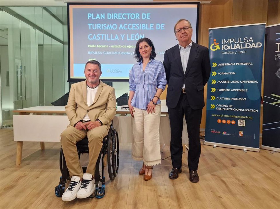 La Junta de Castilla y León, junto con Impulsa Igualdad, presentan el 'Plan Director de Turismo Accesible' para posicionarse como "destino referente en accesibilidad"