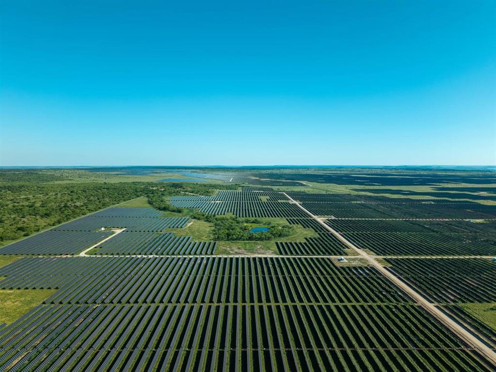 Repsol ha iniciado la operación comercial en su proyecto 'Pinnington Solar'