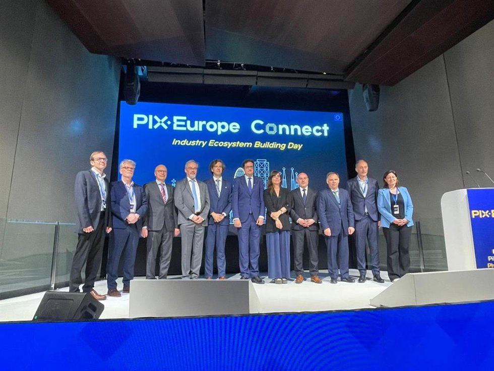 Imagen de familia durante el PIXEurope Connect-Industry Ecosystem Day.