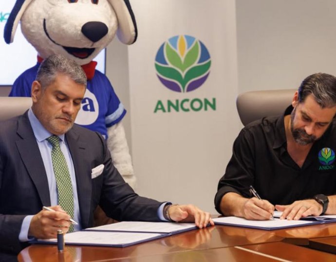 Andrés Farrugia respalda convenio de Caja de Ahorros y ANCON