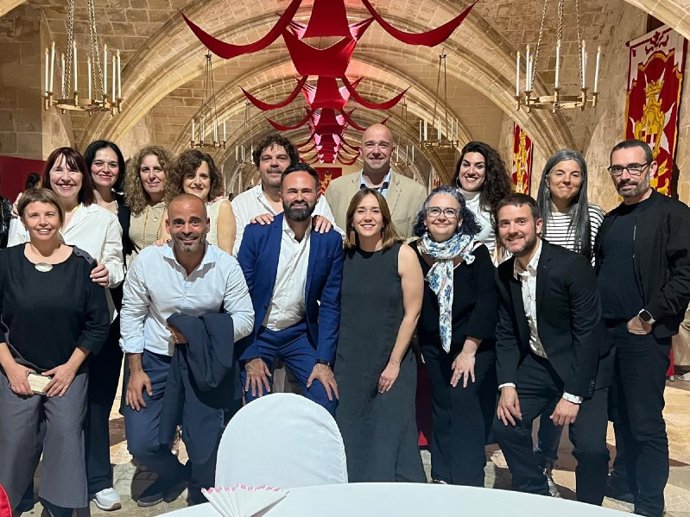 Representants de la Conselleria amb altres participants