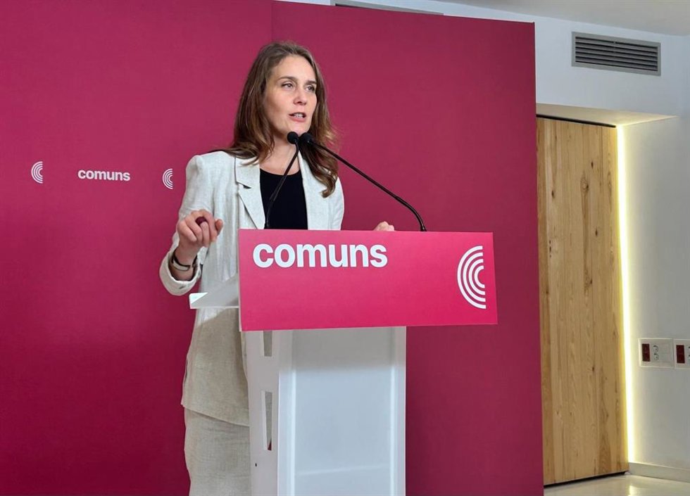 La presidenta de los Comuns en el Parlament, Jéssica Albiach, en una rueda de prensa en la sede del partido