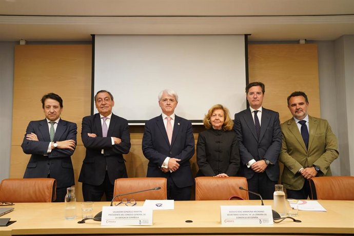 La Abogacía y la Cámara de España imparten una formación sobre responsabilidad penal de empresas.