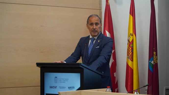 Decano del ICAM