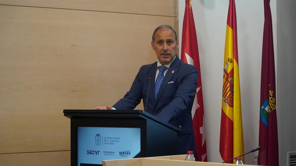 Decano del ICAM
