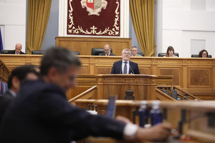 Vox y PP afean las promesas del tren a Tomelloso y Argamasilla de PSOE, que les recrimina su rechazo en el DER