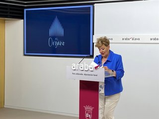 Ana del Val Arabako Aldundiko Kultura eta Kirol Saileko foru diputatua XL. Organo Jaialdia aurkezten
