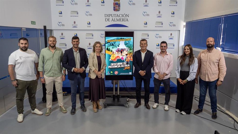 Presentación de la propuesta de turismo deportivo y familiar 'NaturLevante'.