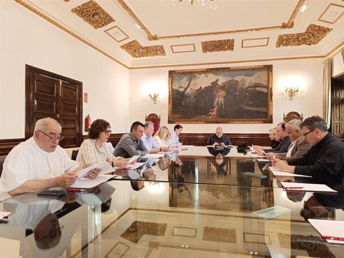 Reunión para la constitución del Consejo de la Iglesia en la Educación en Asturias.