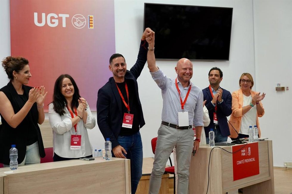 Bielsa y Gaspar en el comité provincial del PSPV tras la incorporación del diputado como vicesecretario de Política Institucional