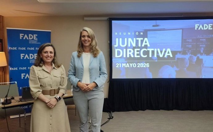 La presidenta de FADE, María Calvo, y la presidenta de Cepyme, Ángela de Miguel.