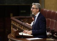 Arcadi España brinda su "pleno apoyo y confianza" a Zapatero y defiende que el expresidente sigue siendo "referente"
