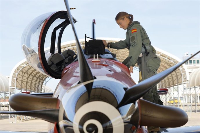 Archivo - La Princesa Leonor durante su formación en la Academia General del Aire y del Espacio, a 19 de diciembre de 2025, en San Javier (Murcia, España).