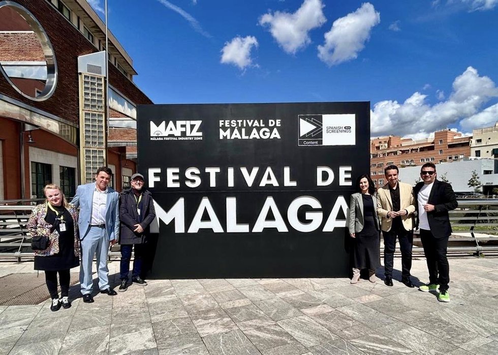 Archivo - Responsables de Diputación de Badajoz en el Festival de Málaga