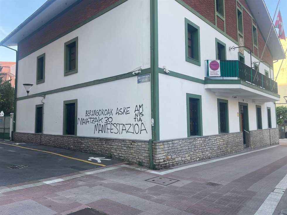 Pintada en el batzoki de Sopela