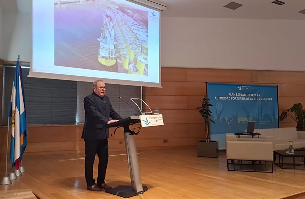 El presidente de la Autoridad Portuaria de Avilés, Santiago Rodríguez Vega.