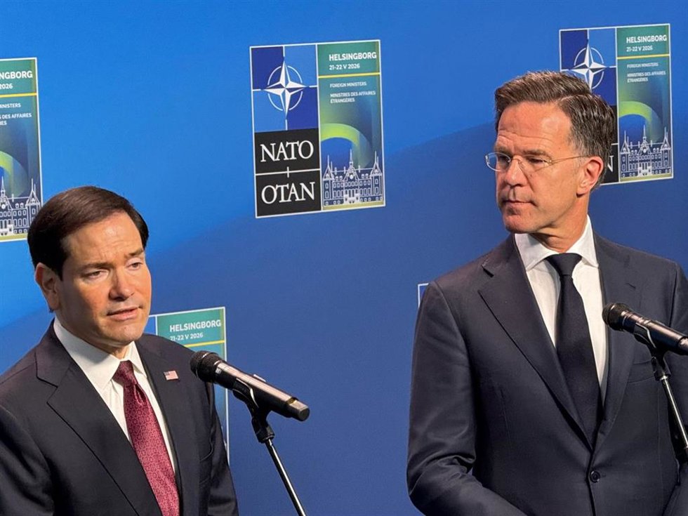 El secretario de Estado de Estados Unidos, Marco Rubio, en una declaración conjunta en Helsingborg (Suecia) con el secretario general de la OTAN, Mark Rutte