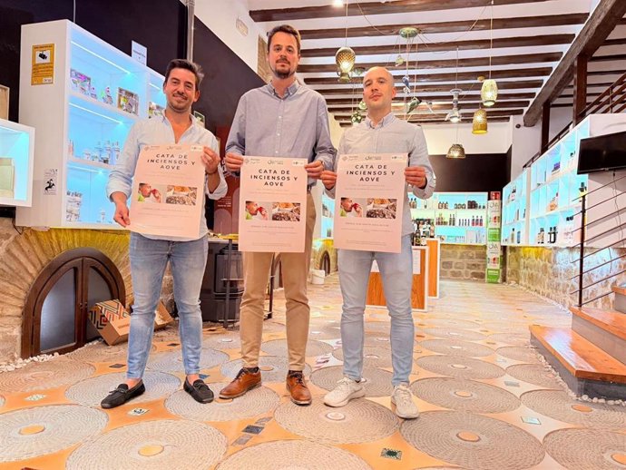 Presentación de la primera cata de incienso y AOVE