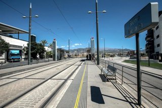 Parada del metro de Granada.