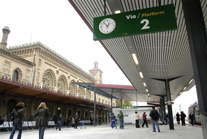 Archivo - Andenes de la estación AVE de Toledo 
