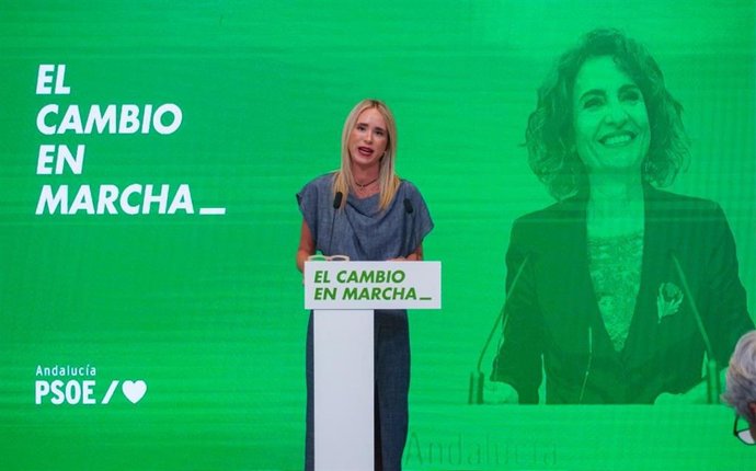 La Secretaria De Educación Del PSOE De Andalucía, Patricia Alba, En Una Atención A Medios.