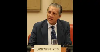 Exmiembro del Gobierno de Zapatero admite "malas" sensaciones tras leer el auto de su imputación en el 'caso Plus Ultra'