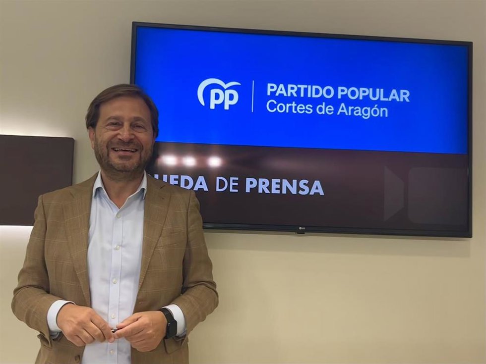 El portavoz de Sanidad del grupo parlamentario del PP de las Cortes de Aragón, Fernando Ledesma.
