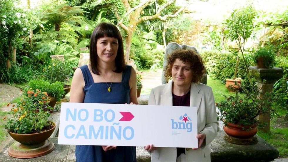 La portavoz nacional del BNG, Ana Pontón, y la alcaldesa de Santiago y candidata a las municipales de 2027, Goretti Sanmartín, a 22 de mayo de 2026.