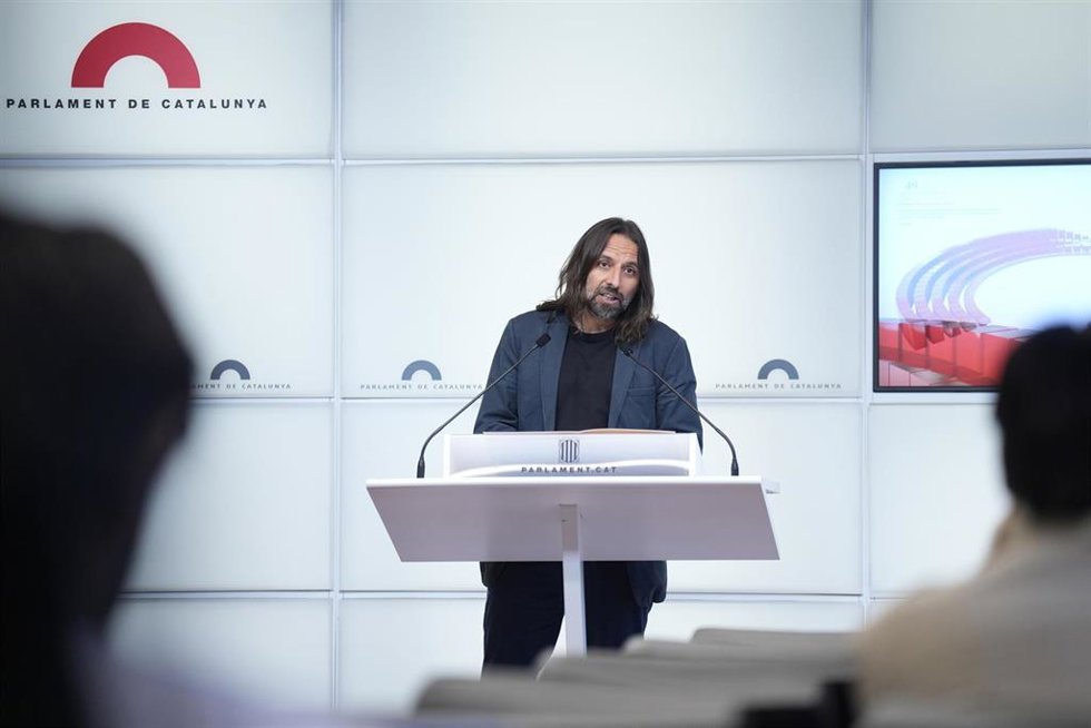 El portavoz adjunto de ERC en el Parlament, Jordi Albert, en una rueda de prensa