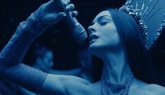 Foto: Anne Hathaway confiesa que casi abandona Mother Mary tras ver las primeras imágenes: "Era realmente malo"