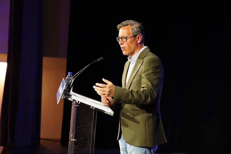 Archivo - El secretario general del PP de Madrid, Alfonso Serrano, en unas jornadas del Partido Popular