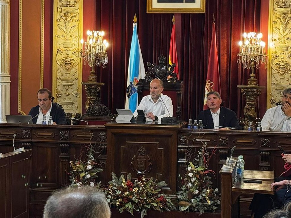 El alcalde de Ourense, Gonzalo Pérez Jácome (Democracia Ourensana), en el pleno de este viernes