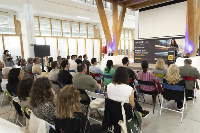 La alcaldesa de A Coruña, Inés Rey, interviene en el evento Edint Data Day