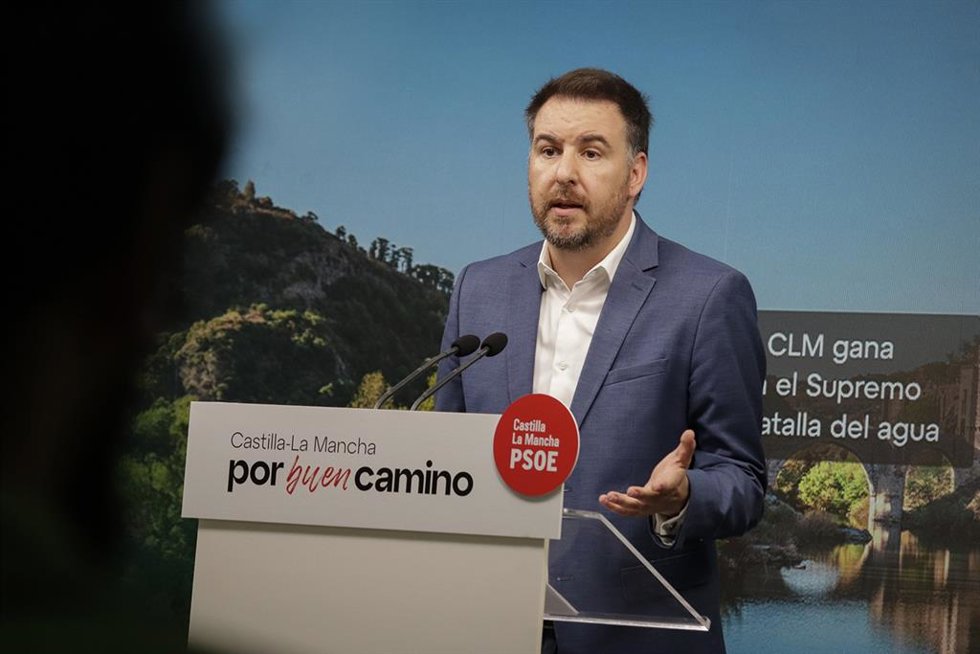 El portavoz de Empleo y Agricultura del grupo socialista en las Cortes de Castilla-La Mancha, Antonio Sánchez Requena