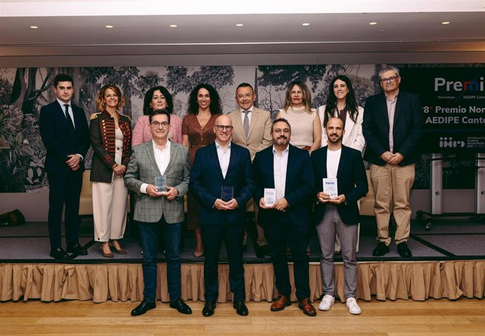 Premiados, organizadores y jurado.