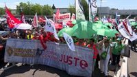 Cientos de trabajadores de  Renault en Valladolid paran y exigen retomar la negociación del convenio