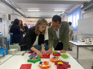 Inauguración del aula Ateca en el IES Salvador Serrano de Alcaudete