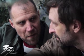 Julián Villagrán y J. Manuel Poga escapan de prisión en el tráiler de 33 días, primera serie de ficción de Carles Porta